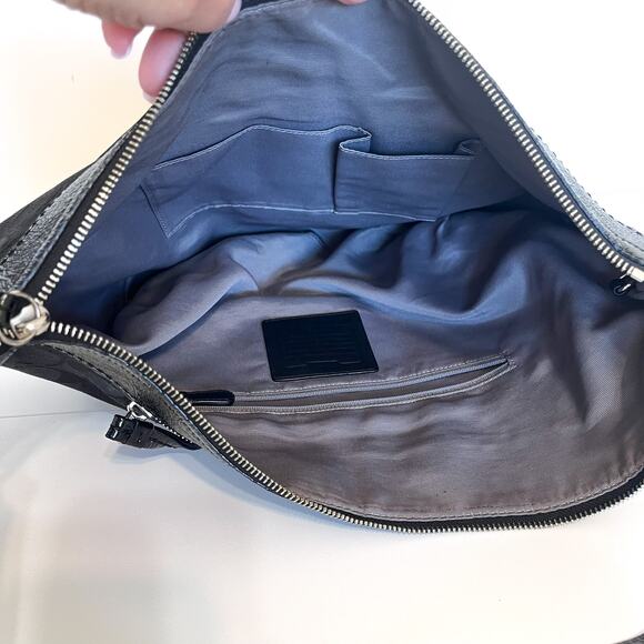 Coach Jacquard Canvas Patent Leather Soho Pleated Signature Hobo Bag F13741 - Picture 6 of 12